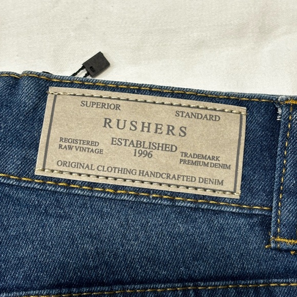 Rushers Jeans straight cut with distress on front size 32 - Picture 3 of 7